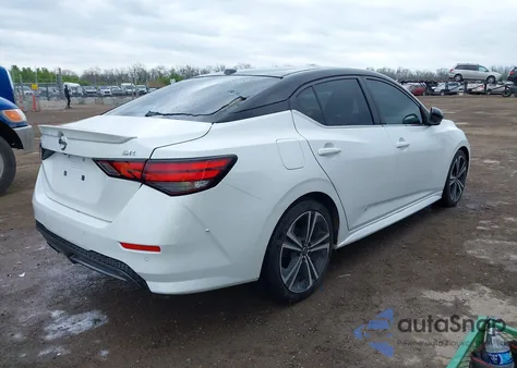 2021 Nissan Sentra Sr Xtronic Cvt z USA, uszkodzony, nr VIN 3N1AB8DV9MY208332